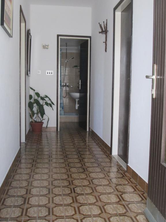 Apartmani Jordana Komiža Værelse billede