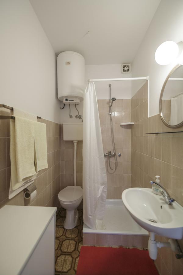 Apartmani Jordana Komiža Eksteriør billede