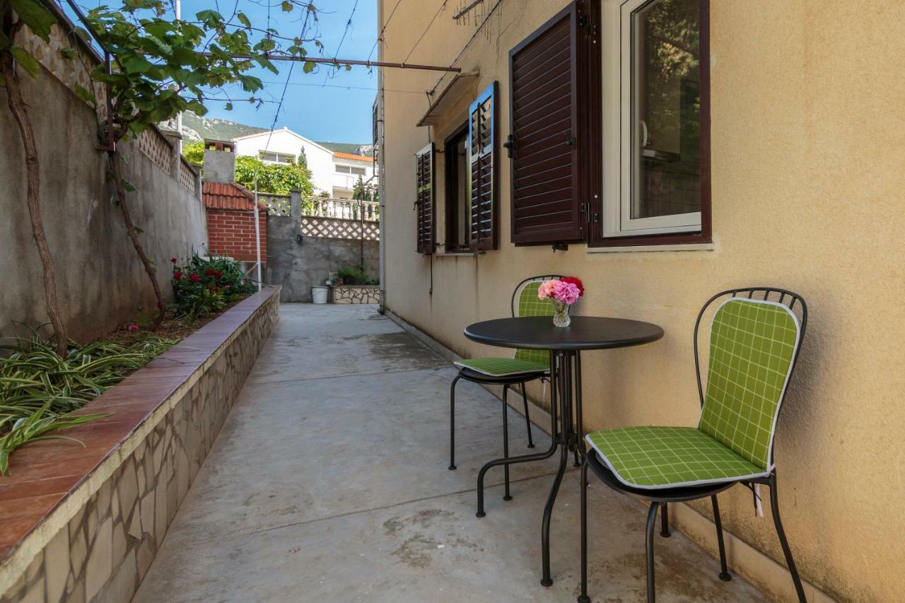 Apartmani Jordana Komiža Eksteriør billede