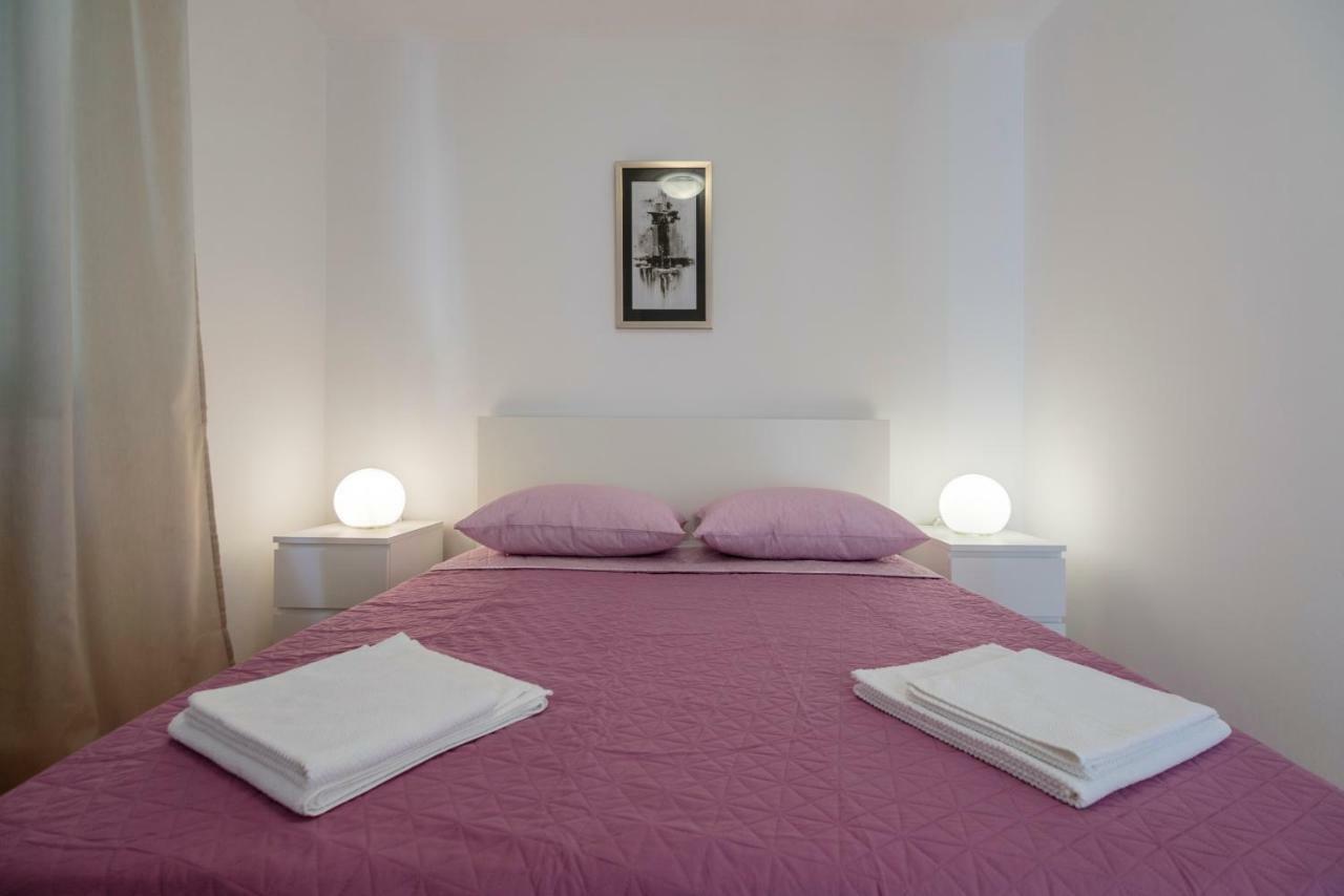Apartmani Jordana Komiža Eksteriør billede